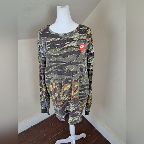 Nike Tiger Camouflage Cotton Long Sleeve Mens  Shirt Size XXL - Picture 2 of 12